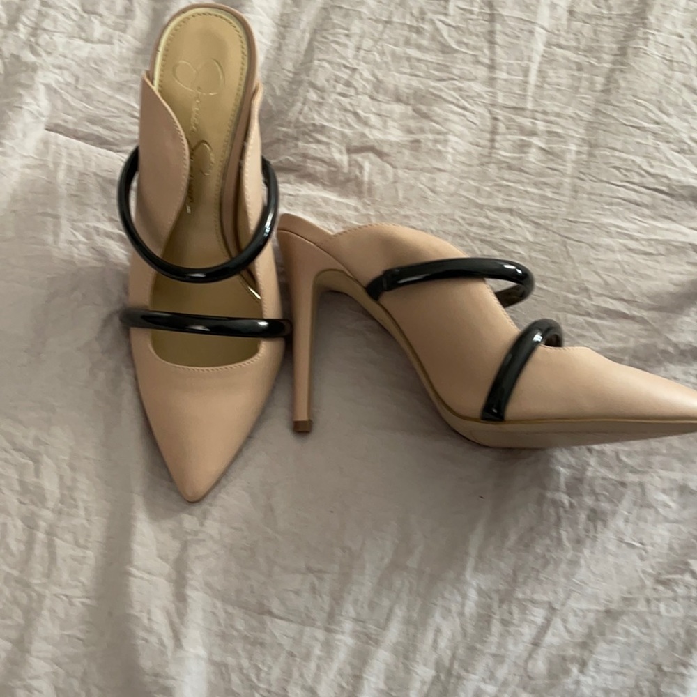 Slip on pumps